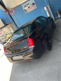 کرایسلەر 300